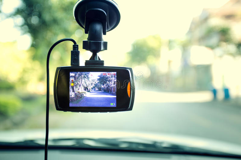 Vaizdo registratoriai nepamainomi prietaisai eismo įvykiuose
